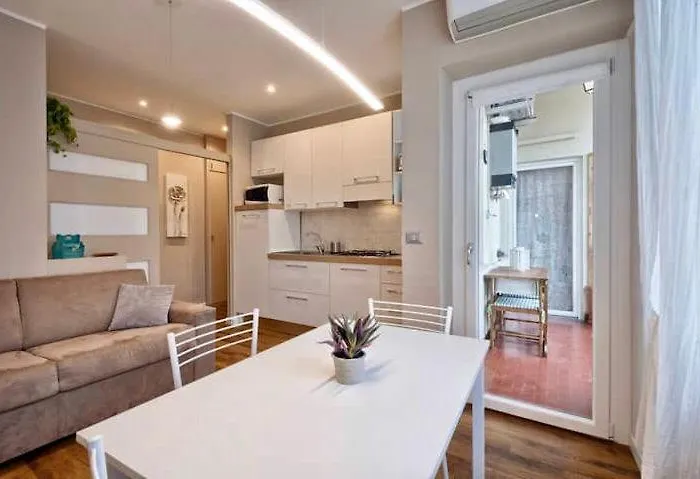 Andreis 3 * تورينو