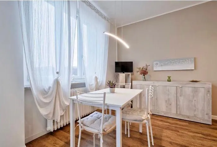 Andreis 3 Apartament *
